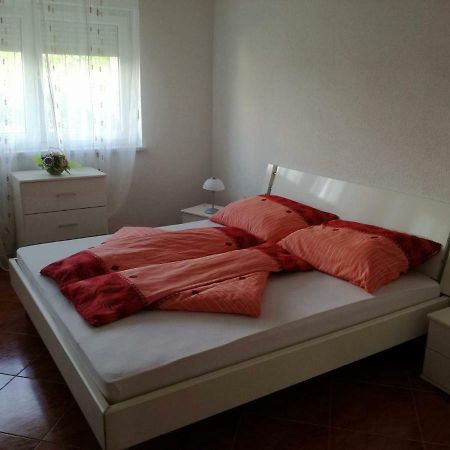 אומאג Apartments Barbic מראה חיצוני תמונה