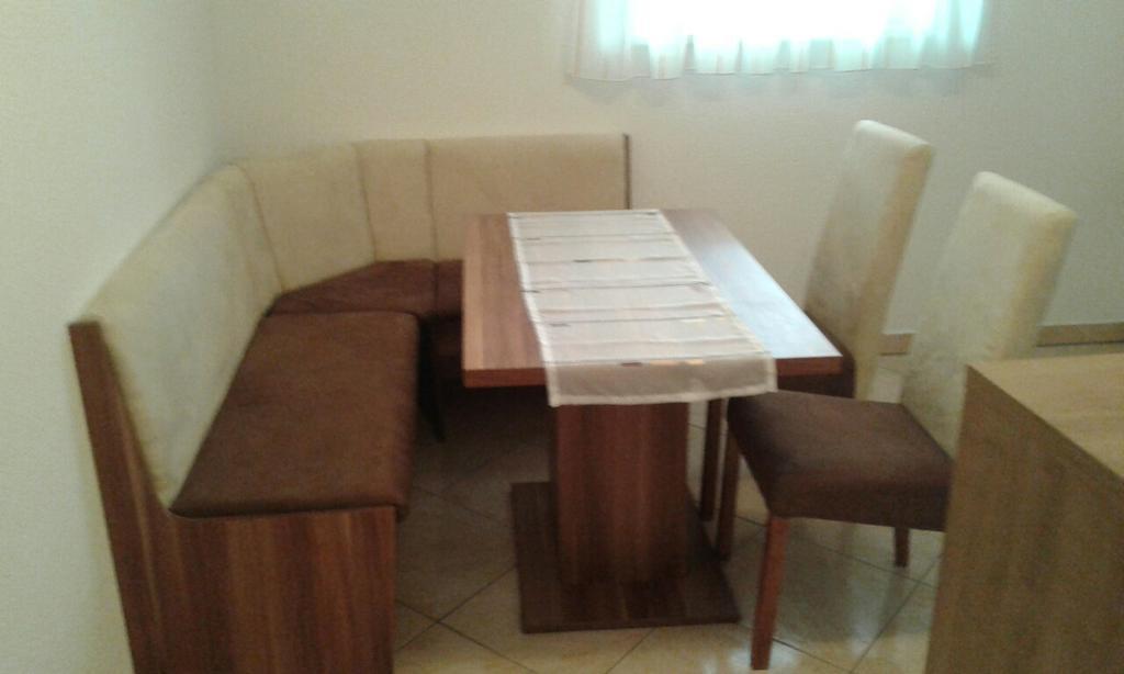 אומאג Apartments Barbic מראה חיצוני תמונה